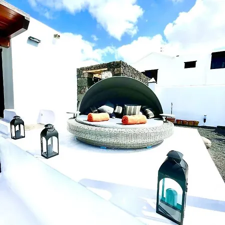 Luxury House De ヴィラ *