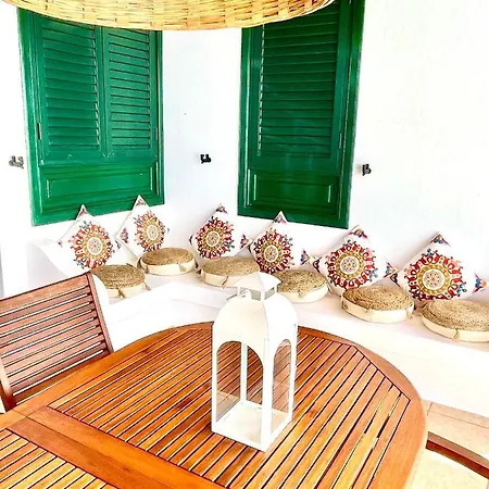 Luxury House De Тегисе