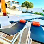 Villa Luxury House De *