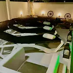 Luxury House De Villa *